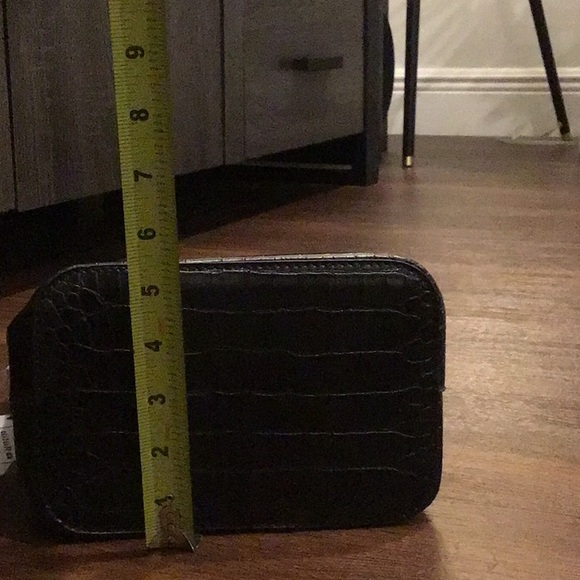 Aota NWT Elena Vegan Leather Tote / Crossbody Bag in Black. - Picture 8 of 10